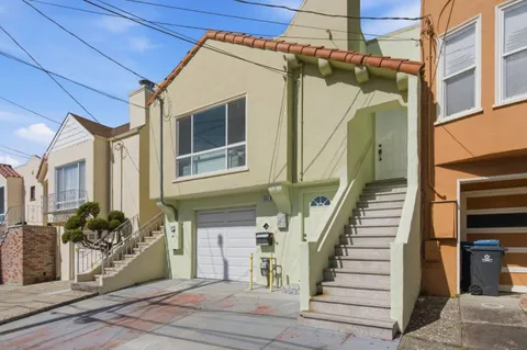 $1,380,000 | 152 West Moltke Street, Daly City, CA 94014