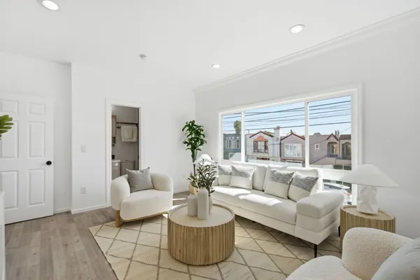 $1,380,000 | 152 West Moltke Street, Daly City, CA 94014