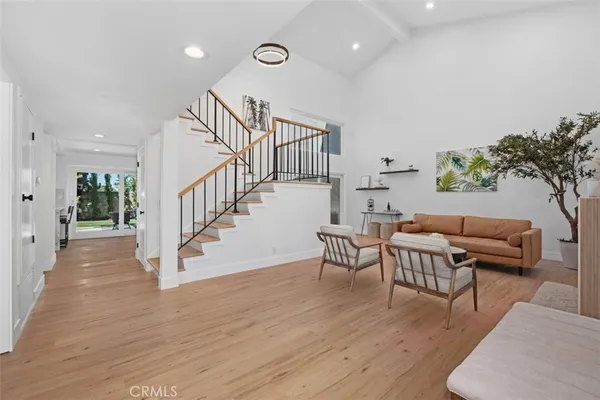 $1,098,000 | 14135 Elystan Circle, Westminster, CA 92683