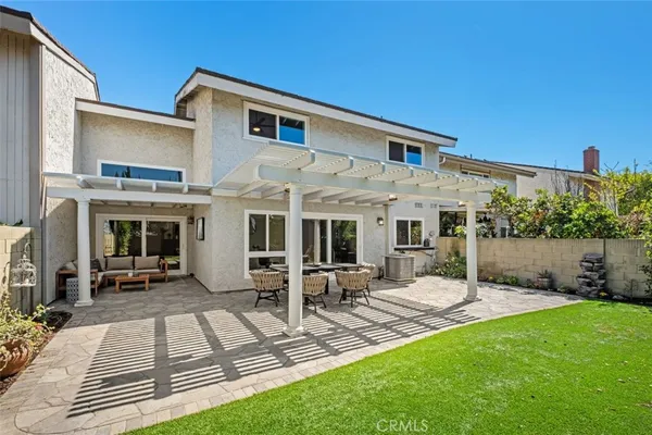 $1,098,000 | 14135 Elystan Circle, Westminster, CA 92683