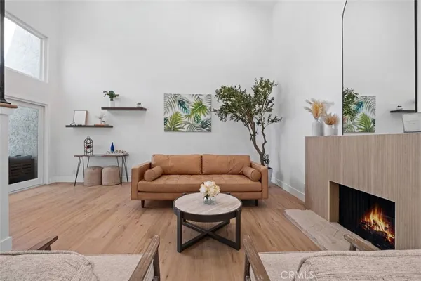 $1,098,000 | 14135 Elystan Circle, Westminster, CA 92683