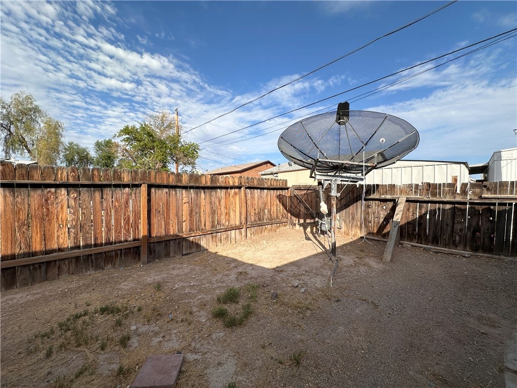 1808 Forest Way Bullhead City, AZ 86442 - Photo 24 of 24 Gallery Image 24
