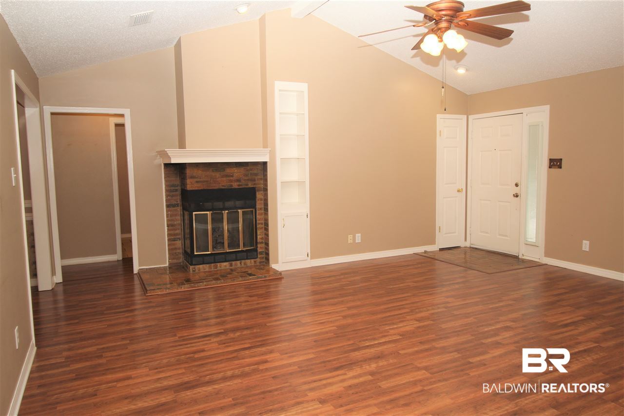 570 Cheryil Lane Mobile, AL 36695 - Photo 4 of 26