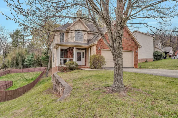 $429,500 | 3523 Apricot Trail, Roanoke, VA 24012