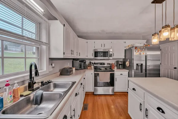 $429,500 | 3523 Apricot Trail, Roanoke, VA 24012