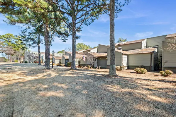 $265,000 | 1942 Allenby Road, Germantown, TN 38139