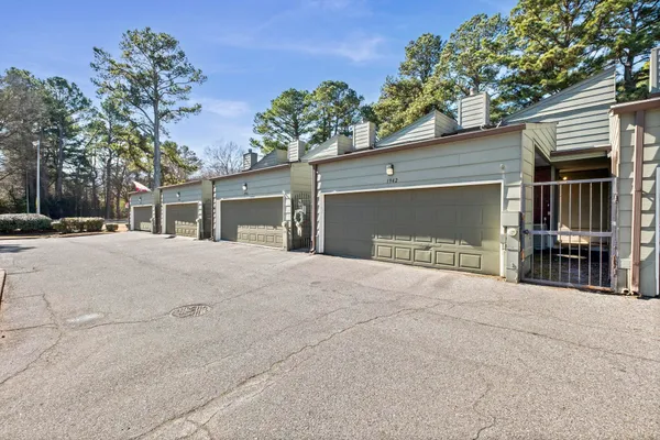 $265,000 | 1942 Allenby Road, Germantown, TN 38139