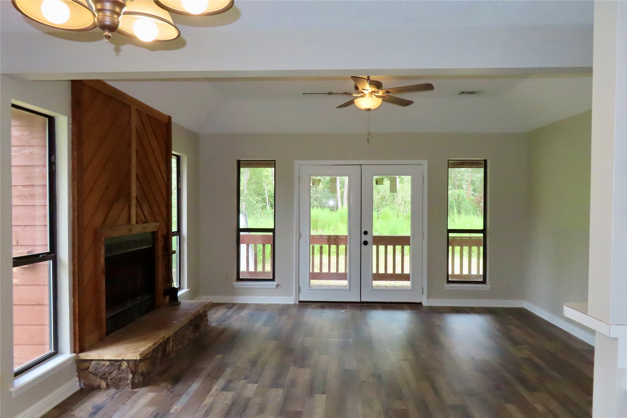 31311 Walnut Creek Road Magnolia, TX 77355 - Photo 3 of 12