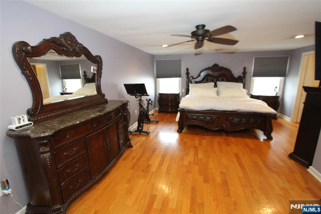 7 Stuart Street Waldwick, NJ 07463 - Photo 41 of 49
