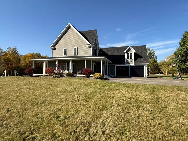 $459,900 | 64 Meadow Lane, Houlton, ME 04730