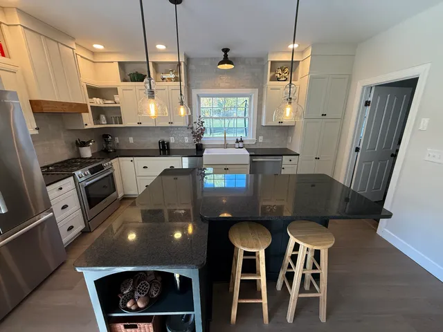 $459,900 | 64 Meadow Lane, Houlton, ME 04730