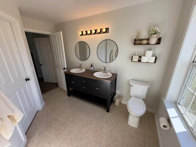 $459,900 | 64 Meadow Lane, Houlton, ME 04730