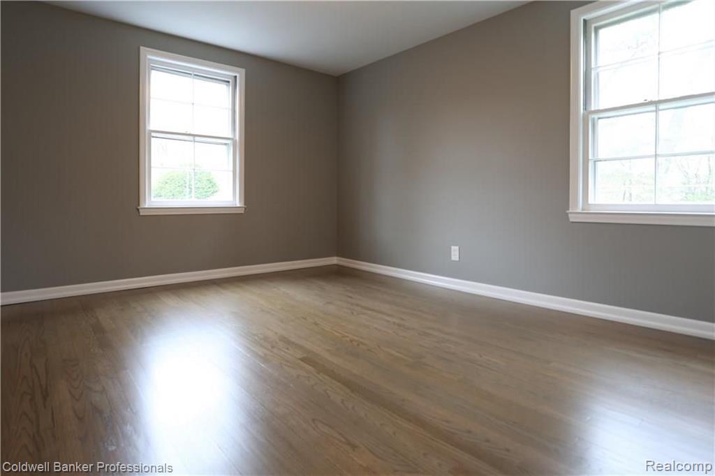 3520 Burning Bush Road Bloomfield Hills, MI 48301 - Photo 18 of 32