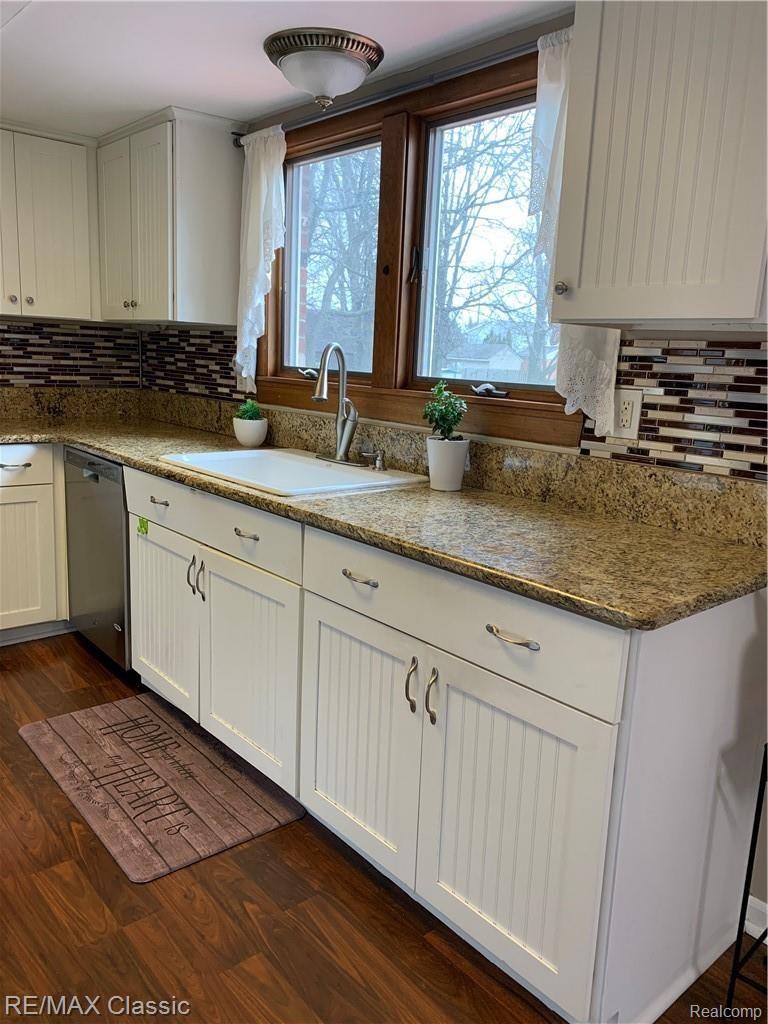 1485 Wagon Wheel Road Canton, MI 48188 - Photo 14 of 52 IMG_0849.jpg