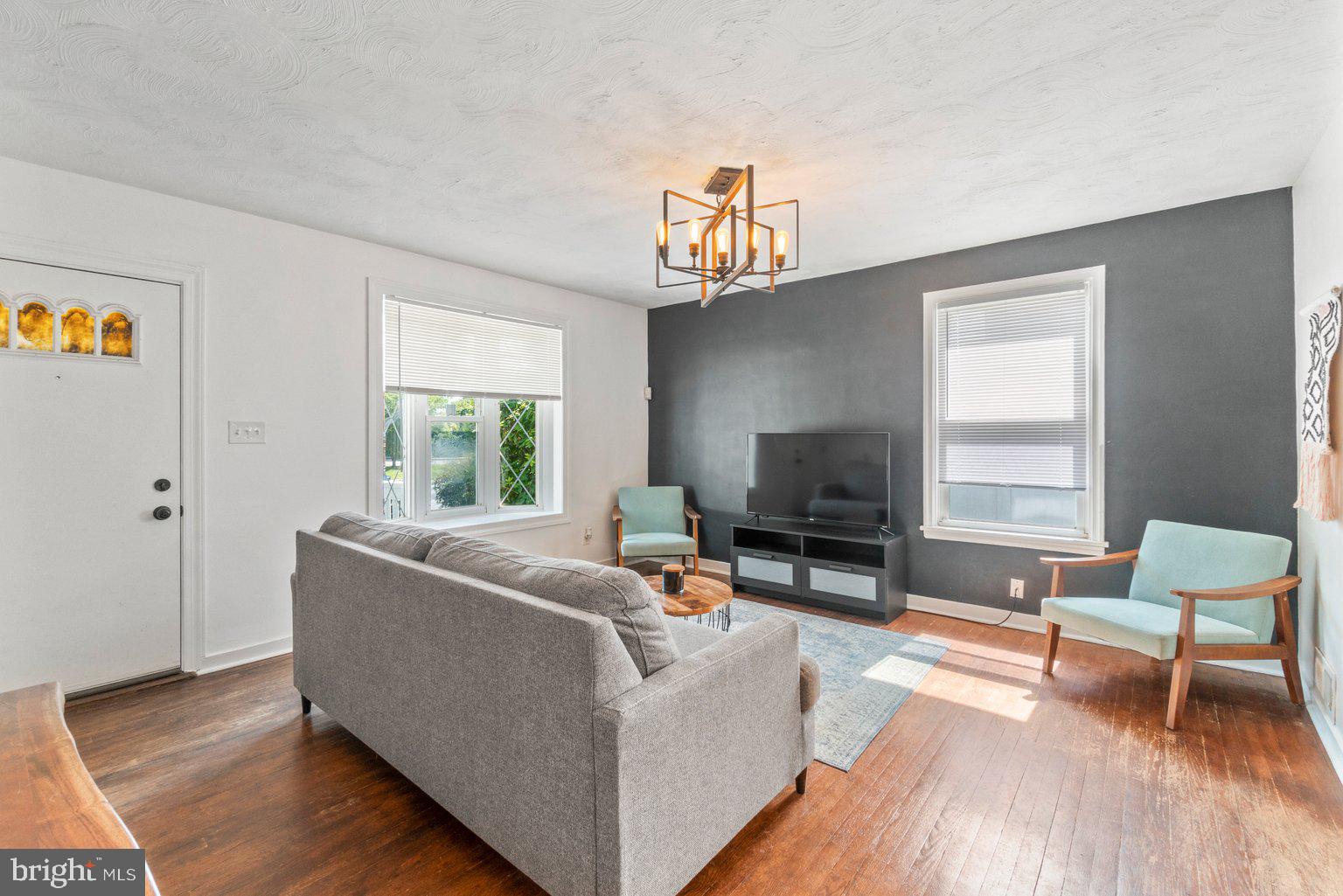 4359 Old Frederick Road Baltimore, MD 21229 - Photo 4 of 33 Gallery Image 4