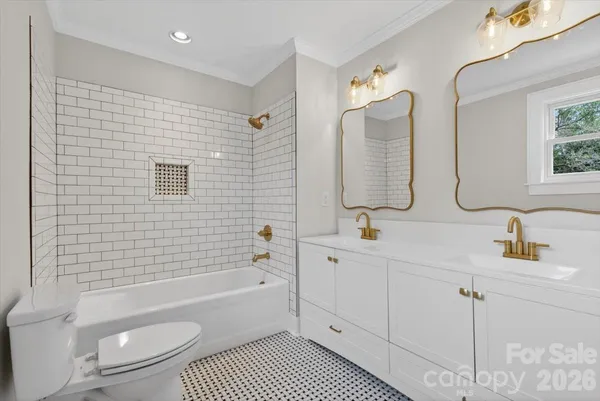 $687,500 | 504 South Franklin Street, China Grove, NC 28023