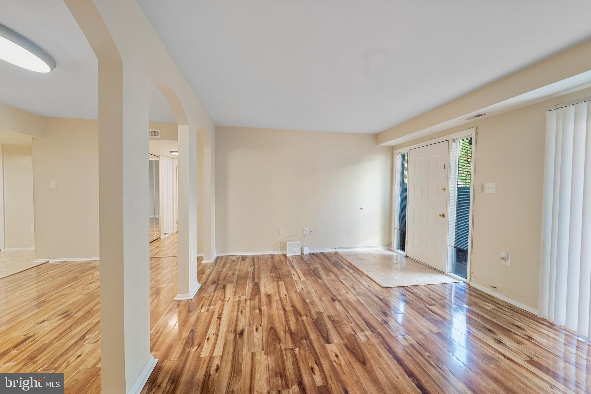 2498 Sun Valley Circle, Unit 8H Silver Spring, MD 20906 - Photo 4 of 28