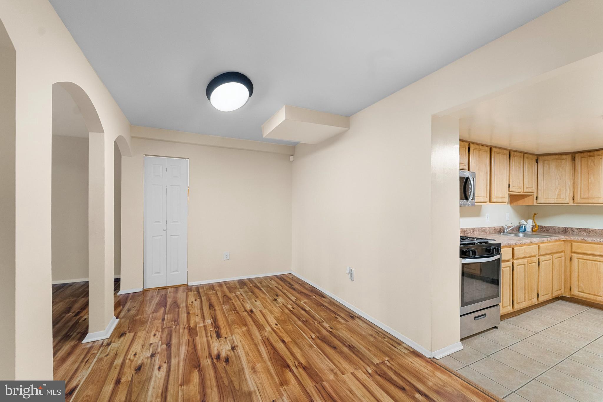 2498 Sun Valley Circle, Unit 8H Silver Spring, MD 20906 - Photo 8 of 28
