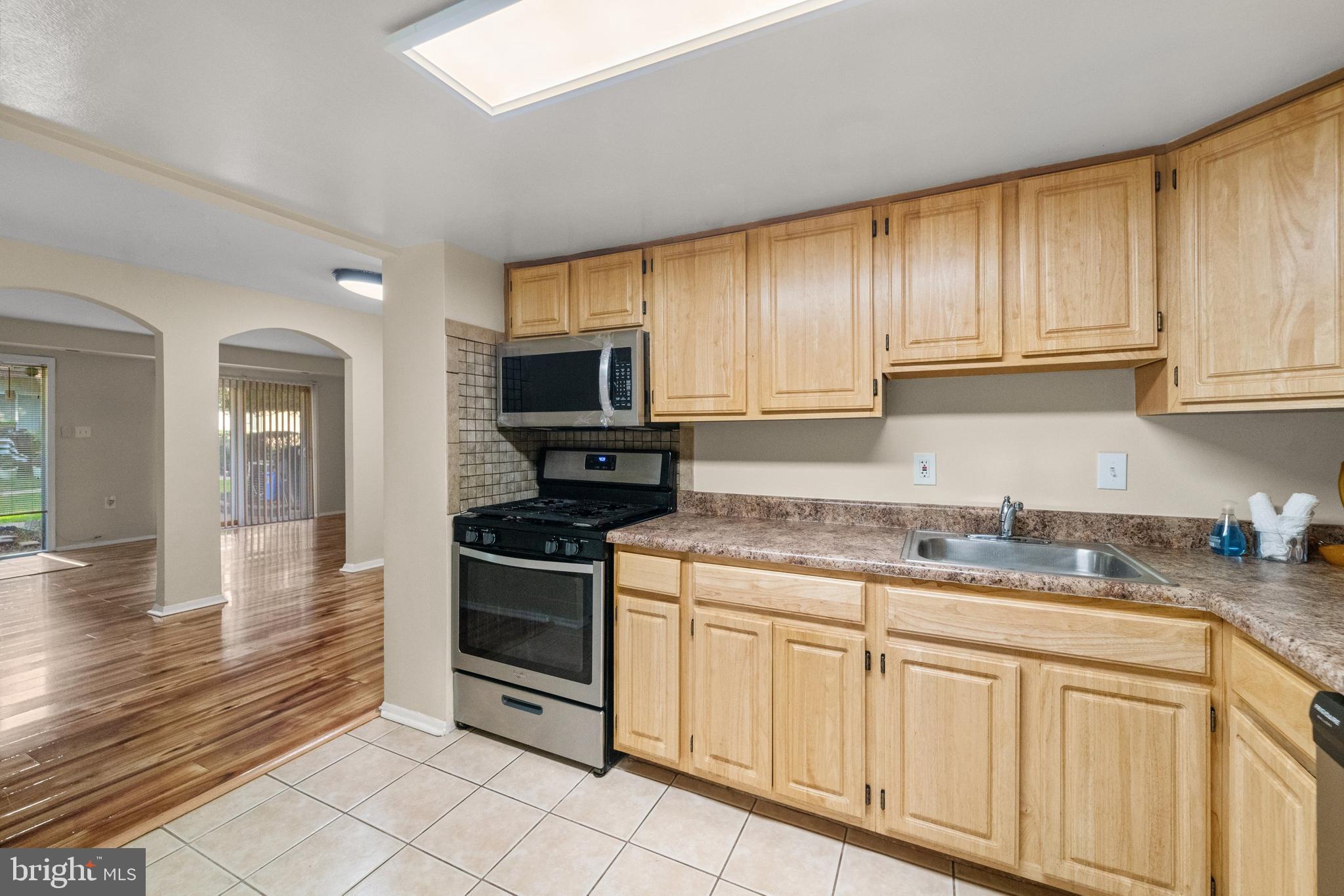 2498 Sun Valley Circle, Unit 8H Silver Spring, MD 20906 - Photo 9 of 28
