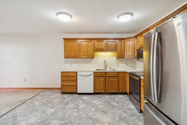 $284,900 | 2339 Effingham Way, Sun Prairie, WI 53590