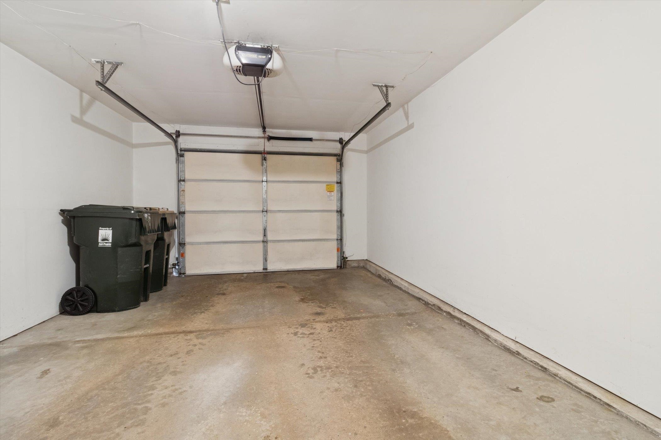 2339 Effingham Way Sun Prairie, WI 53590 - Photo 26 of 34