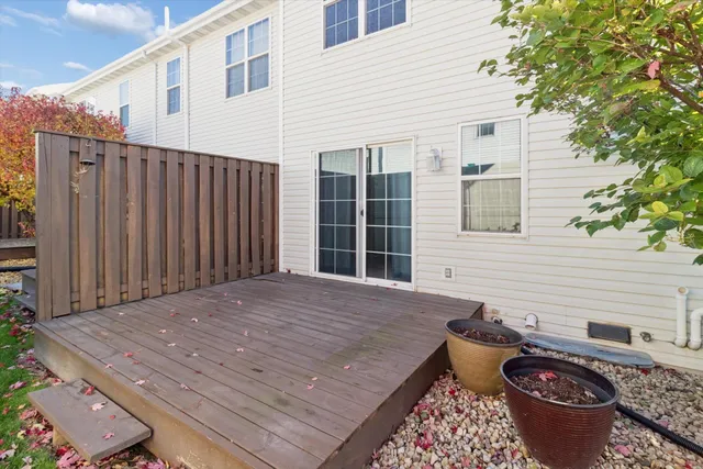 $284,900 | 2339 Effingham Way, Sun Prairie, WI 53590