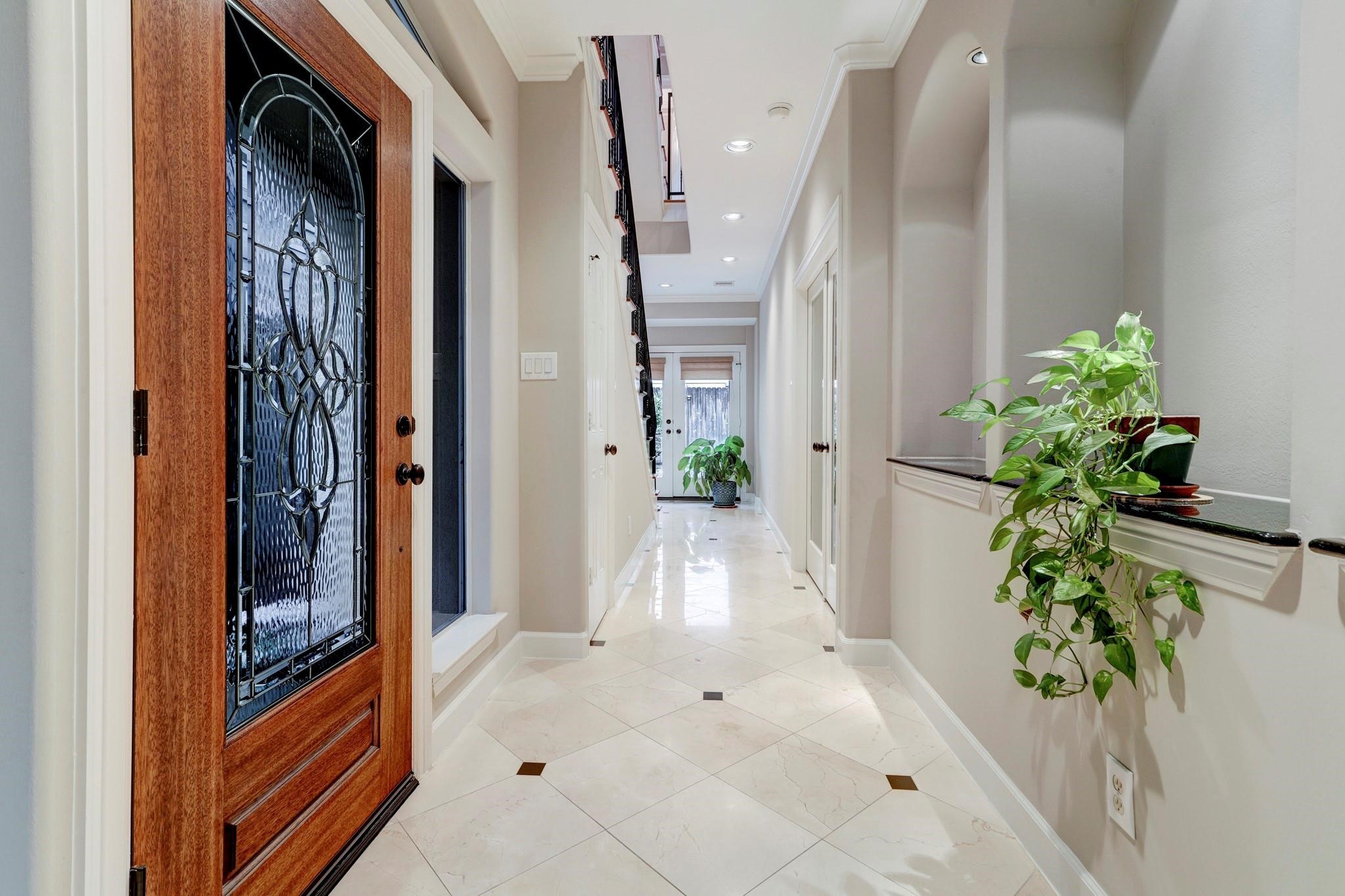 1013 Crocker Street Houston, TX 77019 - Photo 2 of 28