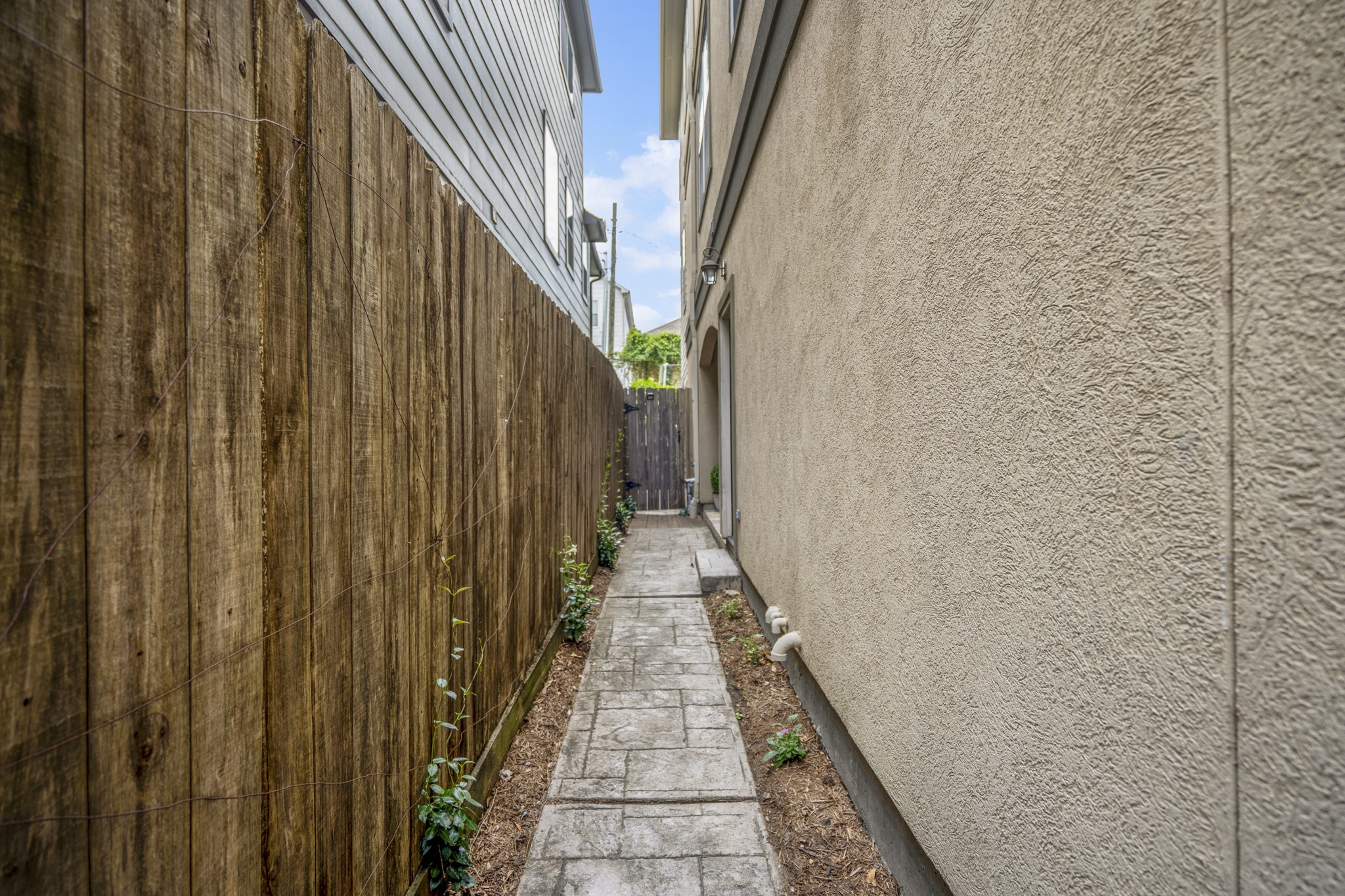 1013 Crocker Street Houston, TX 77019 - Photo 26 of 28