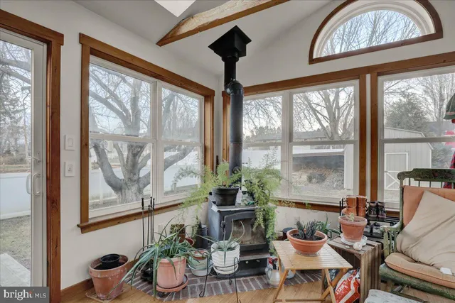 $330,000 | 329 Dahlia Road, Lancaster, PA 17602