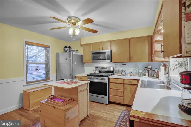 $330,000 | 329 Dahlia Road, Lancaster, PA 17602