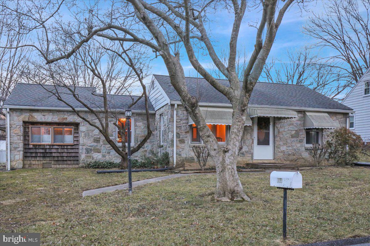 329 Dahlia Road Lancaster, PA 17602 - Photo 2 of 24 a front view of a house with garden