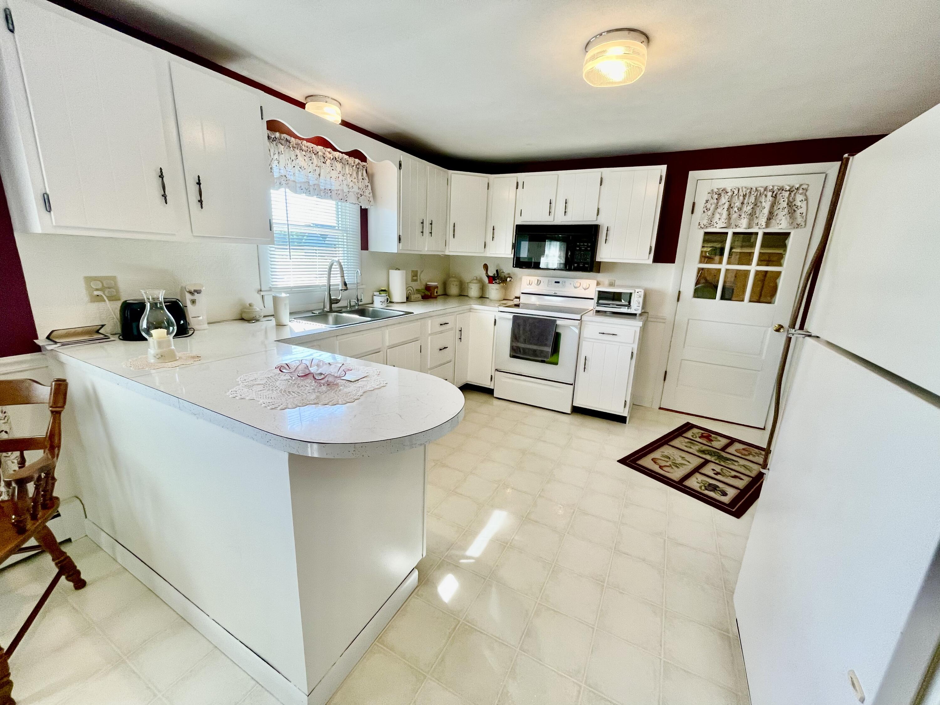 148 Kenduskeag Road Levant, ME 04456 - Photo 4 of 61 Kitchen