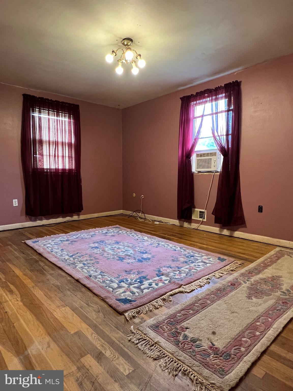 8640 Lowell Road Pomfret, MD 20675 - Photo 7 of 18 Primary Bedroom w/ interior access to O/S luxury