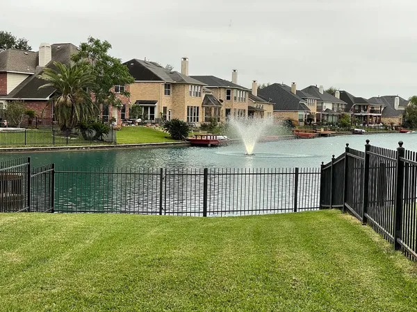 $3,100 | 14207 Cairns Court, Sugar Land, TX 77498
