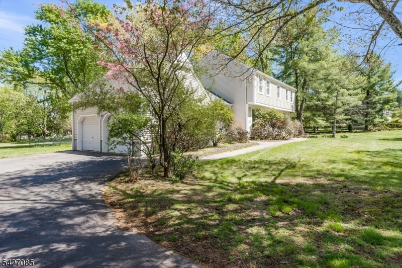 2 Sunset View Road Flemington, NJ 08822 - Photo 4 of 35