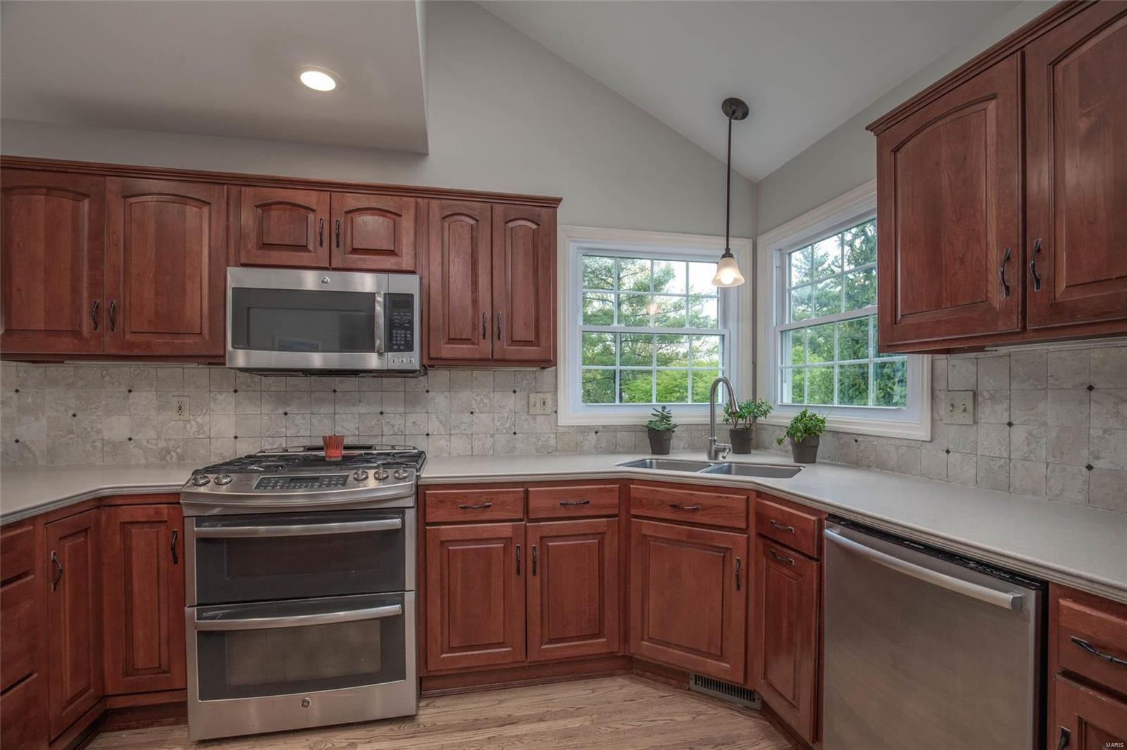 789 Whispering Meadows Drive Manchester, MO 63021 - Photo 10 of 28