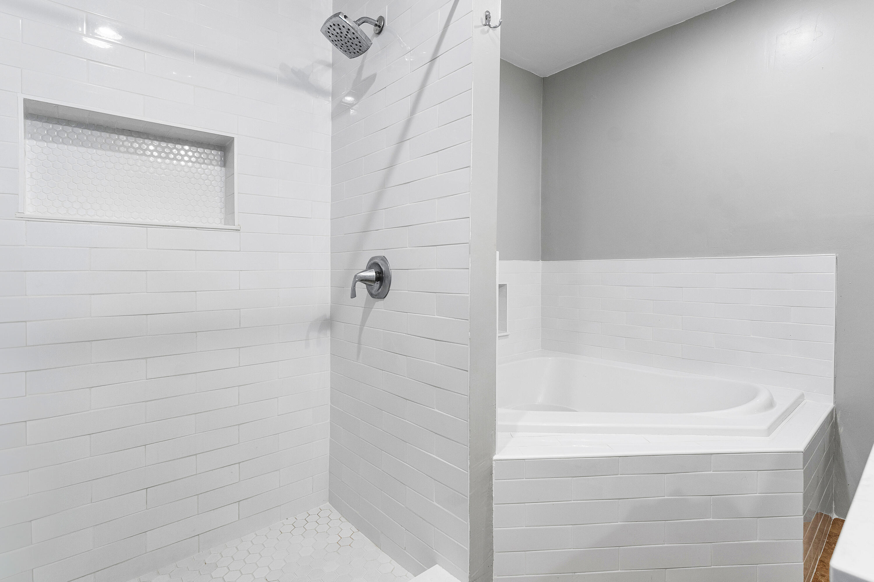 770 Northwest 3rd Avenue Boca Raton, FL 33432 - Photo 25 of 45 Primary Bath