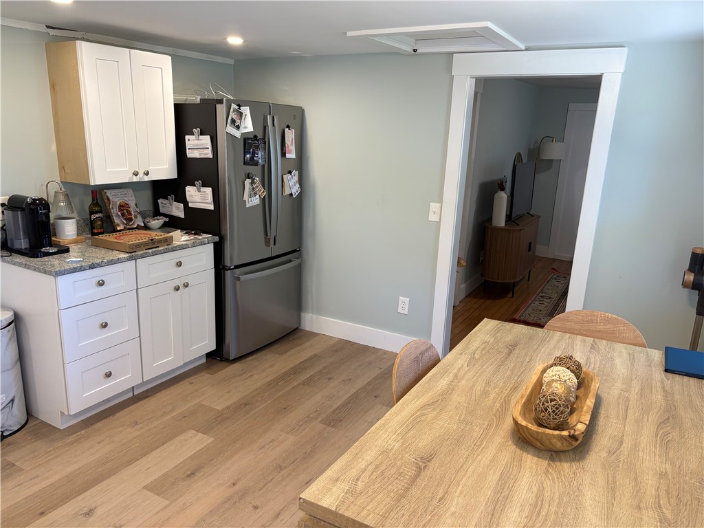 10 Robinson Street, Unit A Narragansett, RI 02882 - Photo 7 of 11