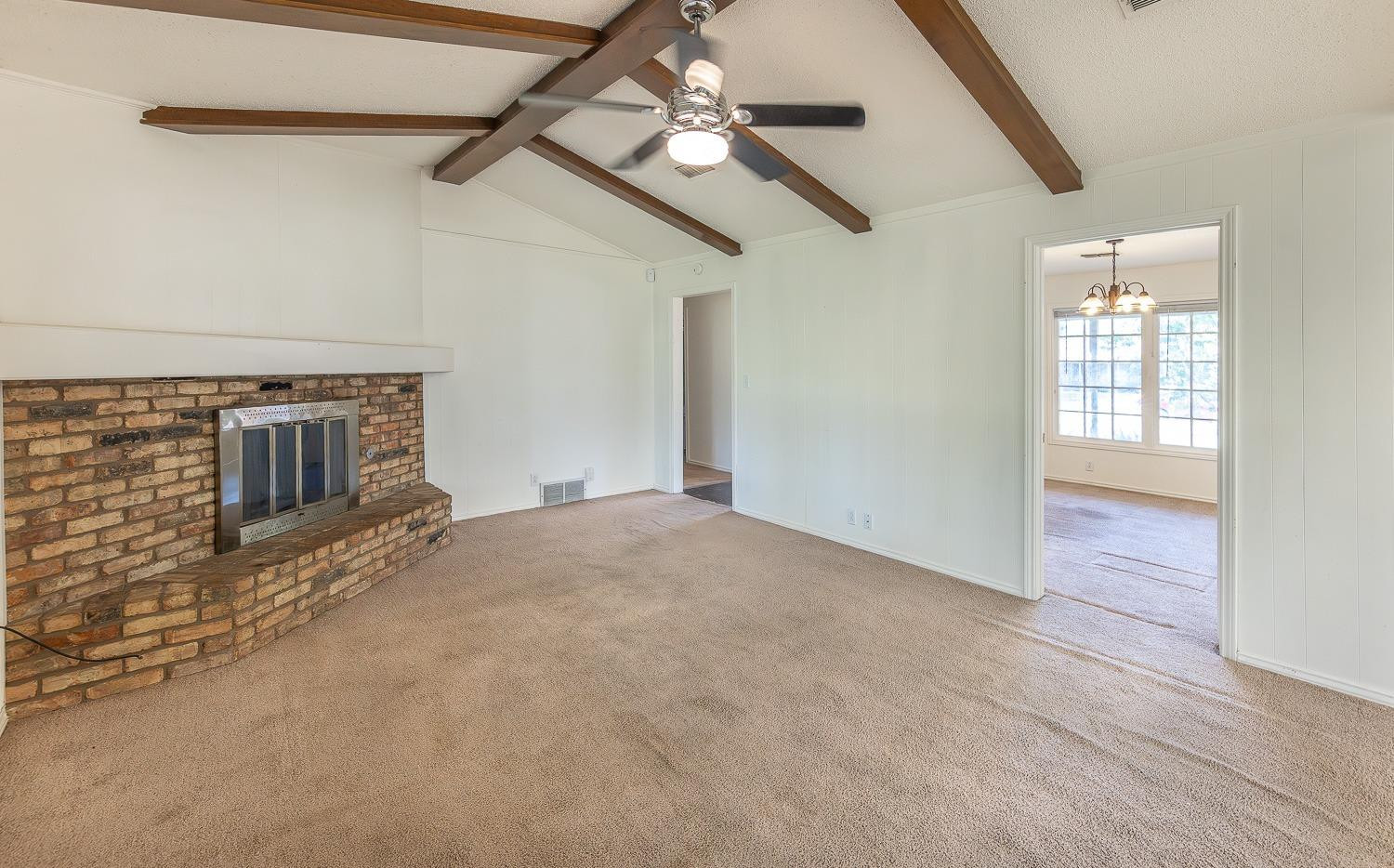 2904 69th Street Lubbock, TX 79413 - Photo 4 of 22 Photo 4