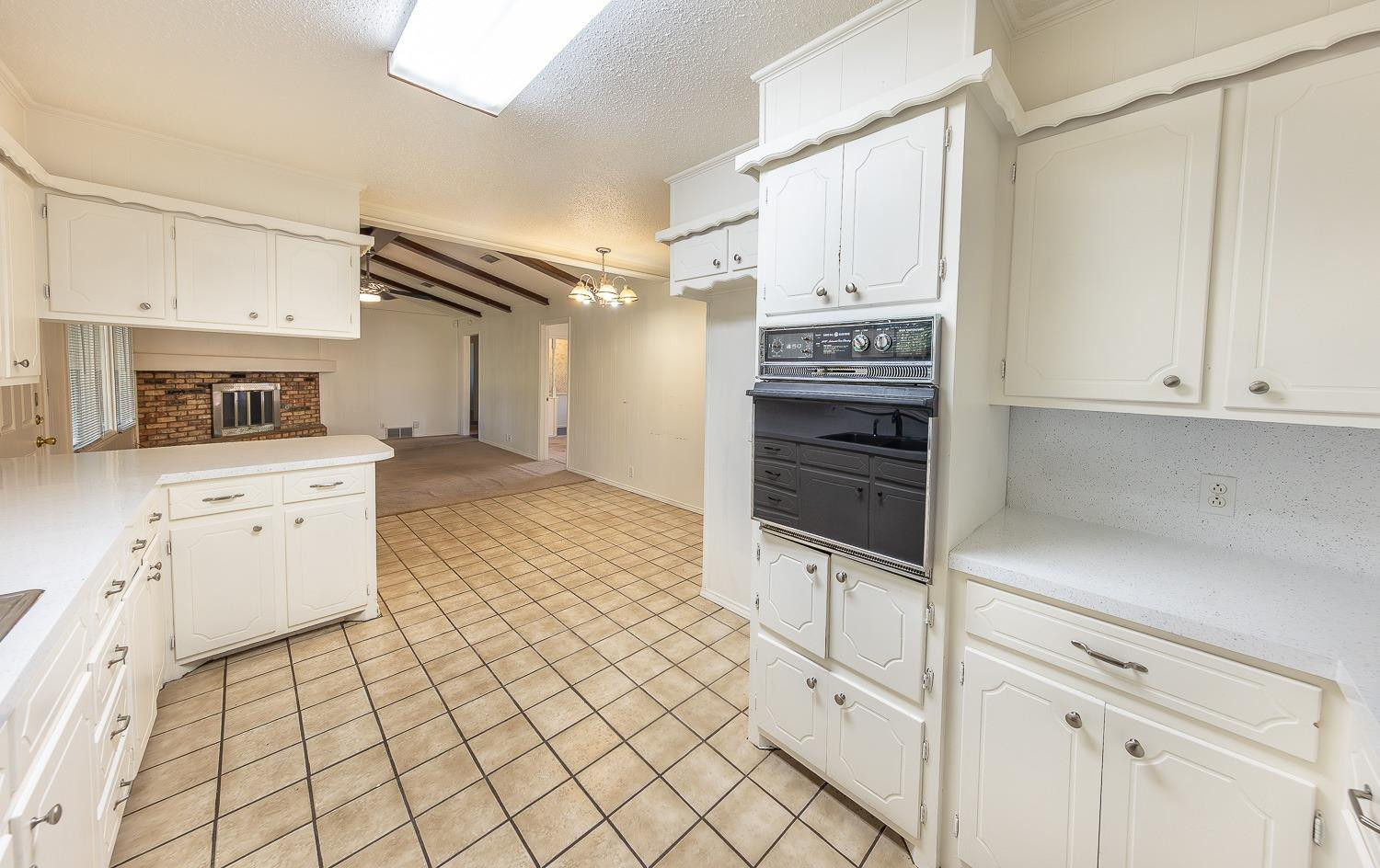 2904 69th Street Lubbock, TX 79413 - Photo 8 of 22 Photo 8