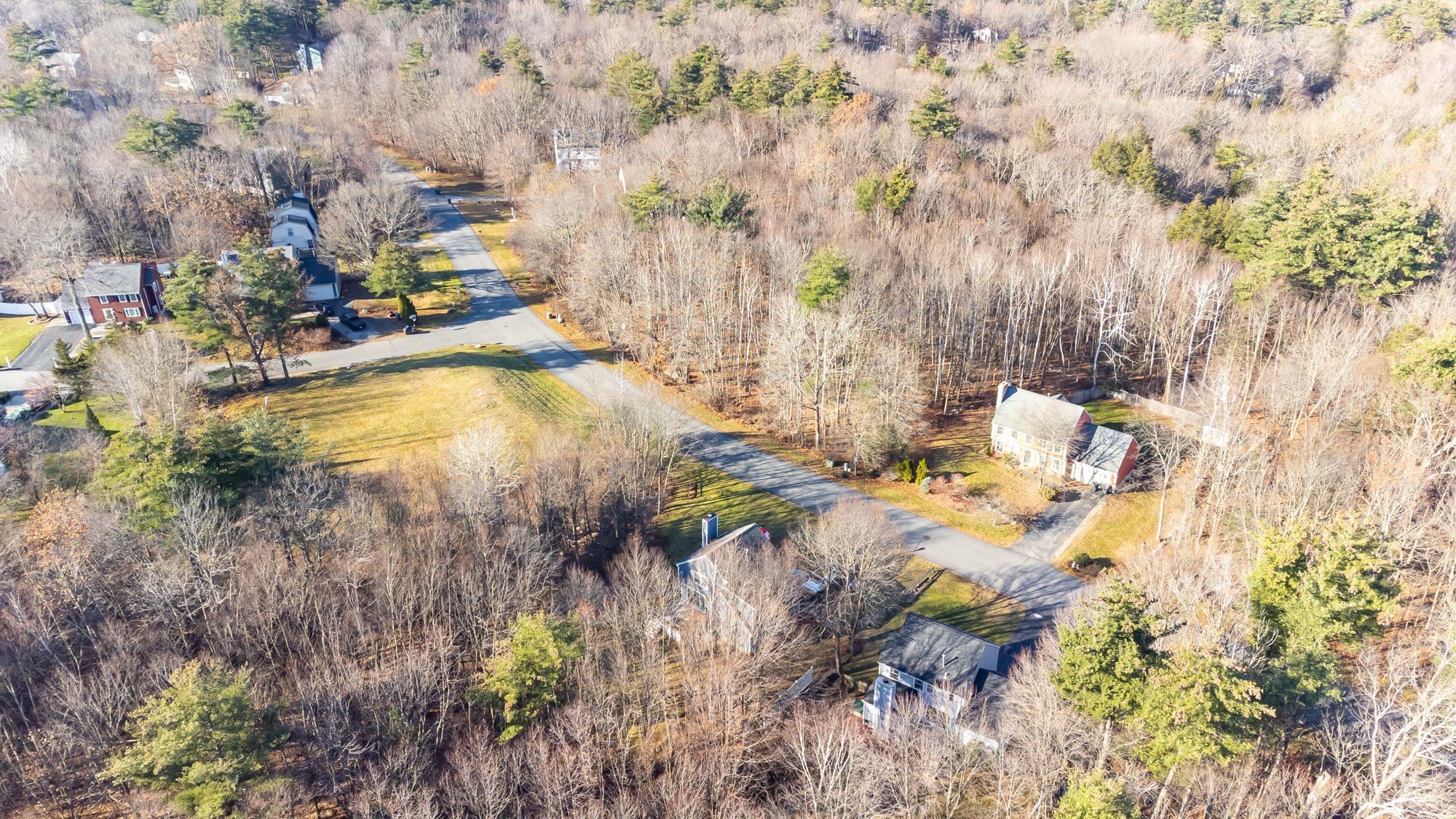 33 Wright Road Derry, NH 03038 - Photo 29 of 37