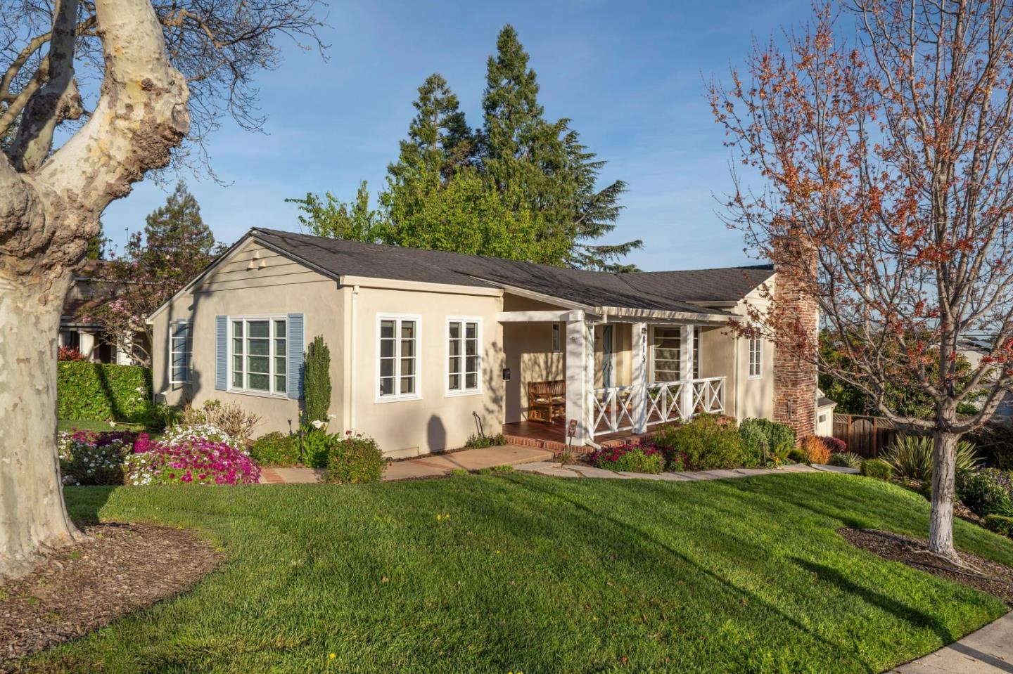 815 Harvard Road San Mateo, CA 94402 - Photo 2 of 5 a front view of a house with garden