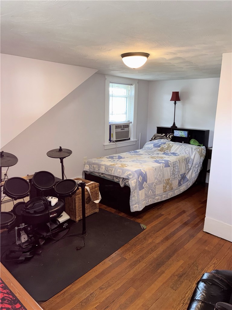 128 Fern Street Warwick, RI 02889 - Photo 19 of 33