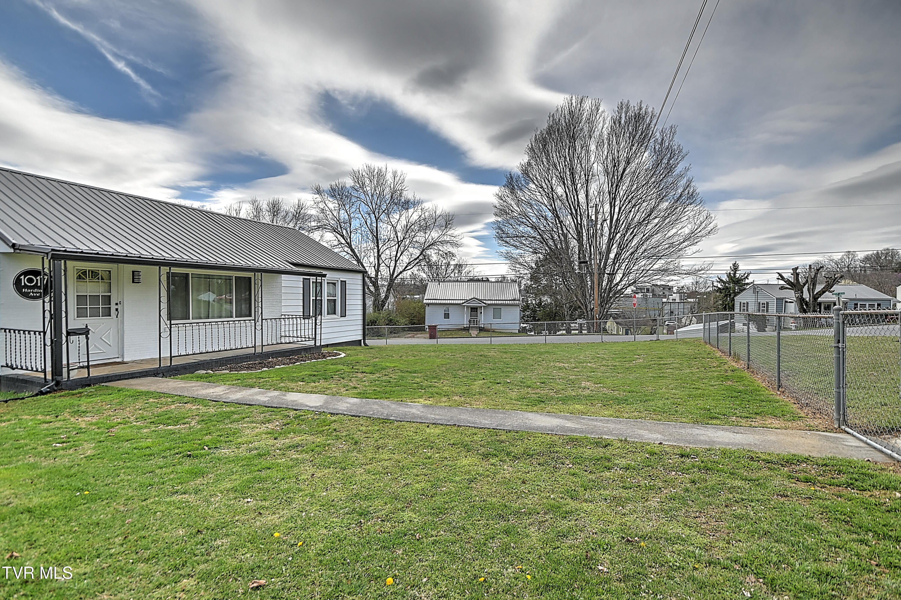 1017 Harding Avenue Johnson City, TN 37604 - Photo 27 of 31 1017 Harding Kw-29