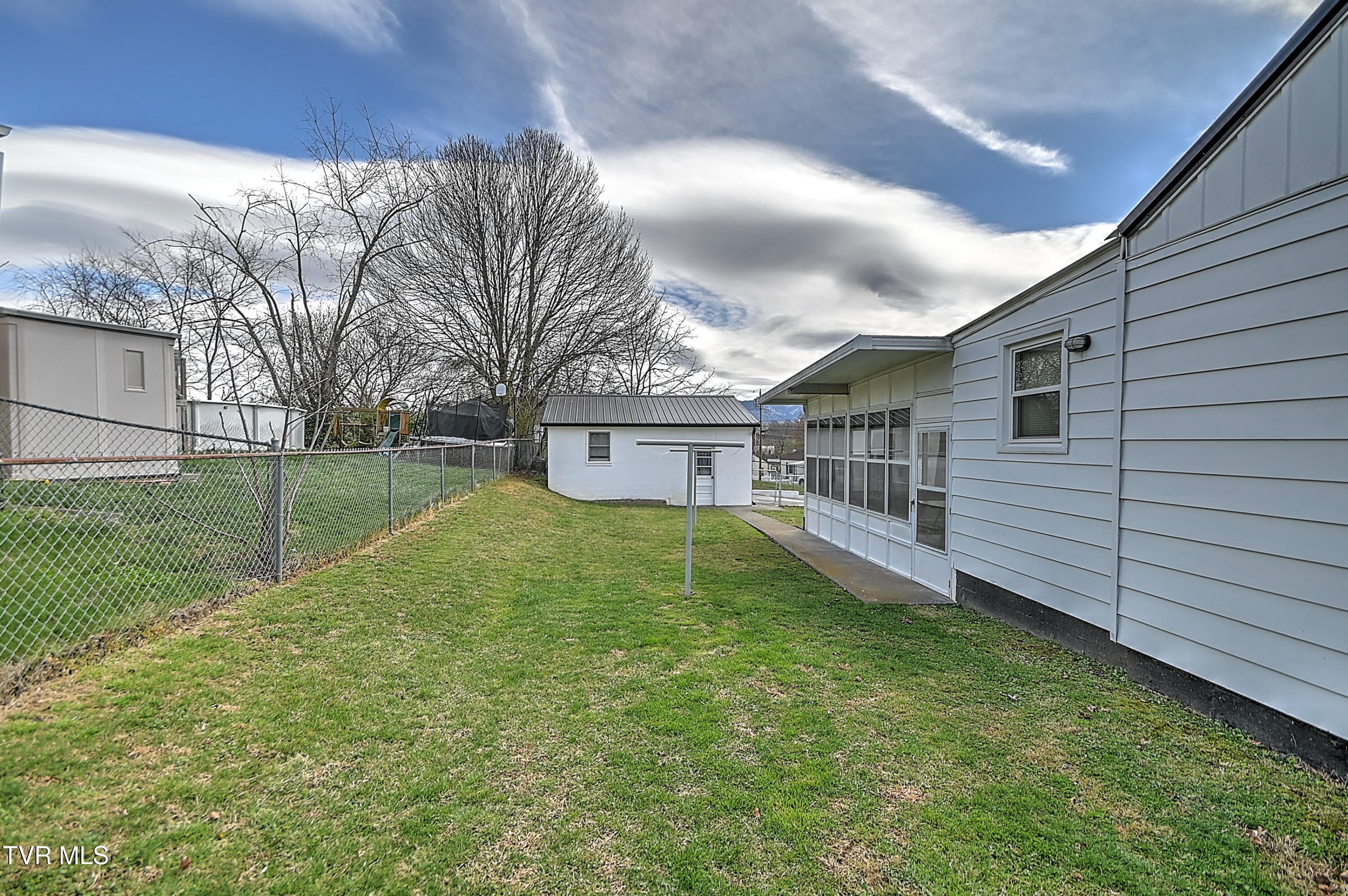 1017 Harding Avenue Johnson City, TN 37604 - Photo 30 of 31 1017 Harding Kw-35
