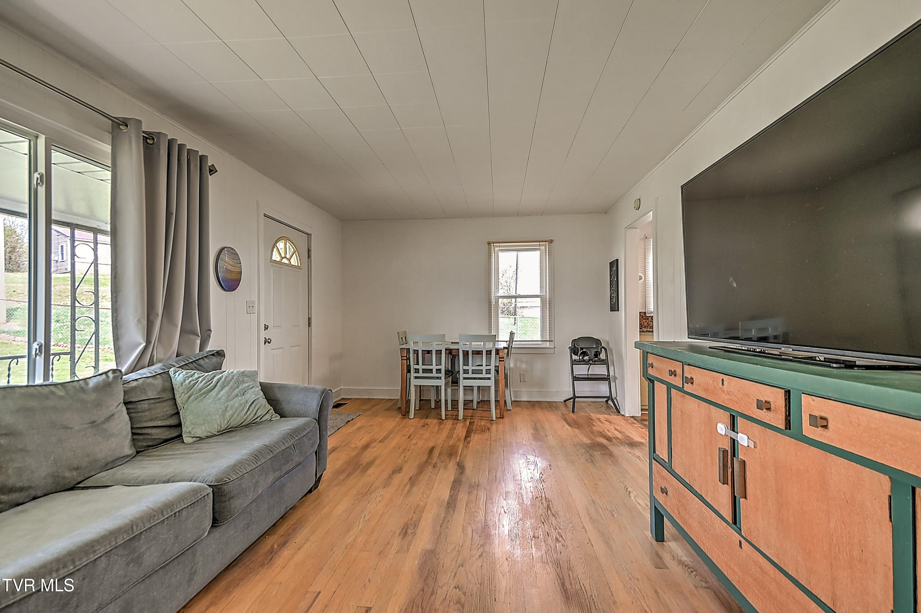 1017 Harding Avenue Johnson City, TN 37604 - Photo 5 of 31 1017 Harding Kw-7