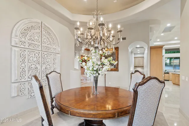 $3,950,000 | 6621 North Arizona Biltmore Circle, Phoenix, AZ 85016