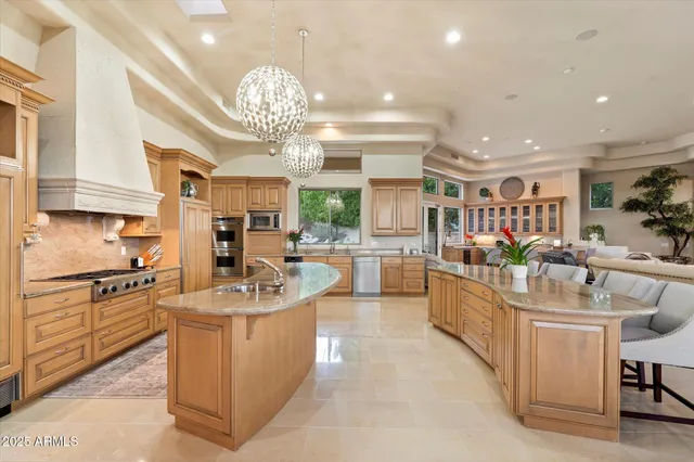 $3,950,000 | 6621 North Arizona Biltmore Circle, Phoenix, AZ 85016