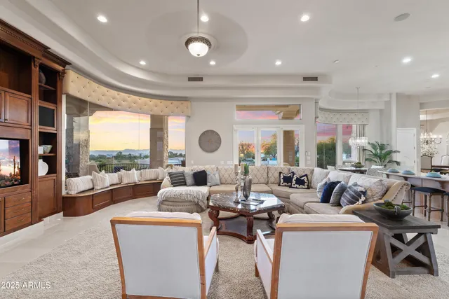 $3,950,000 | 6621 North Arizona Biltmore Circle, Phoenix, AZ 85016
