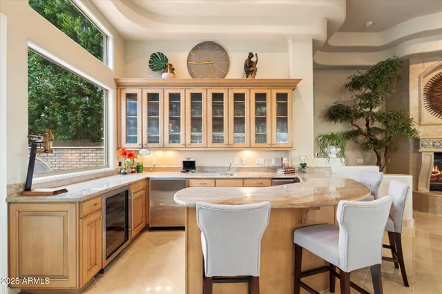 $3,950,000 | 6621 North Arizona Biltmore Circle, Phoenix, AZ 85016